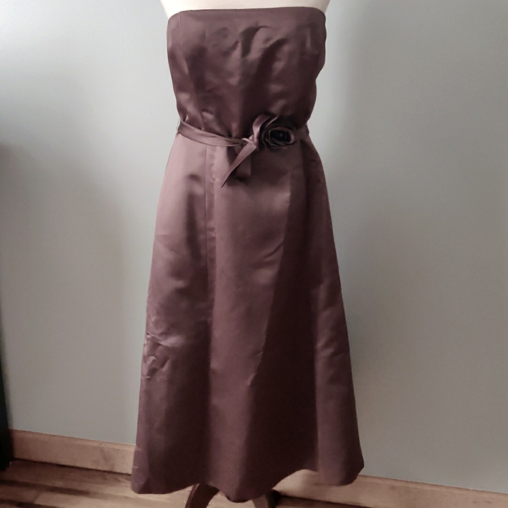 BCBG MaxAzria Strapless Satin Brown Midi Dress